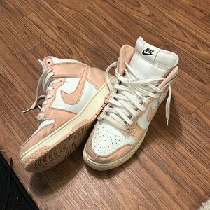 Women’s Nike dunk high 1985 Arctic Orange